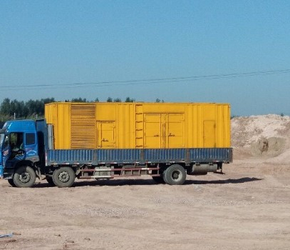 小店海拔3000m以上地区的变压器外绝缘距离应如何确定？